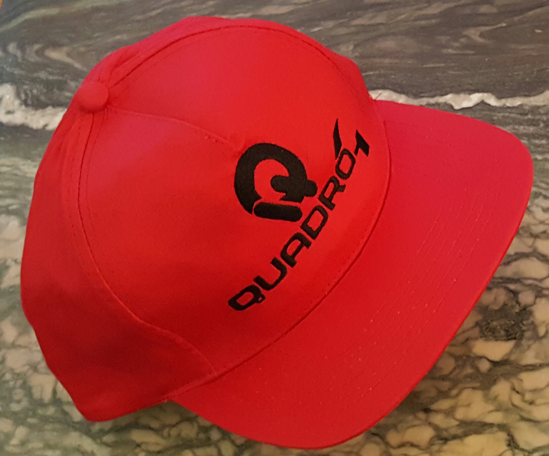 Cap red